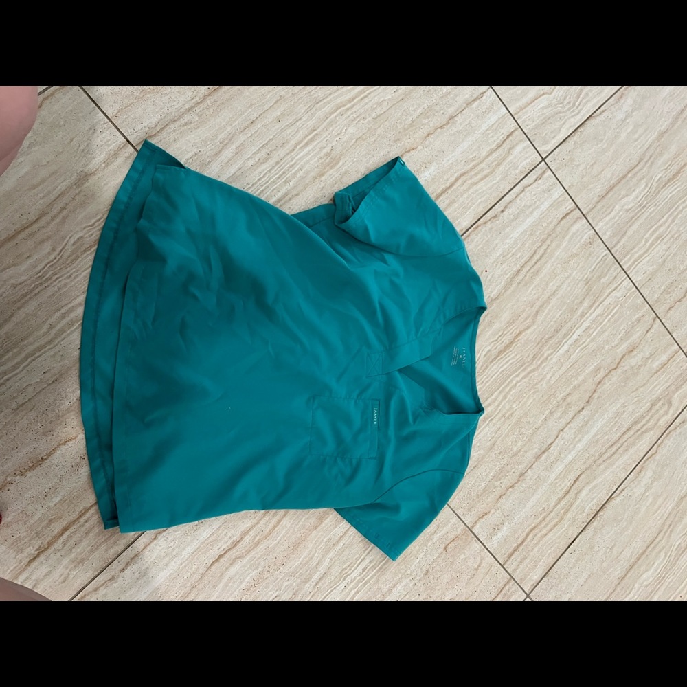 JAANUU surgical green scrub top
